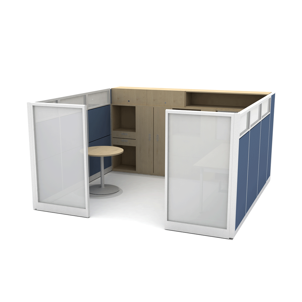 RX2 cubicle manager workstation with glass divider